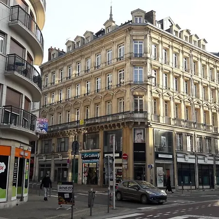 Cathedrale Avec Terrasse *